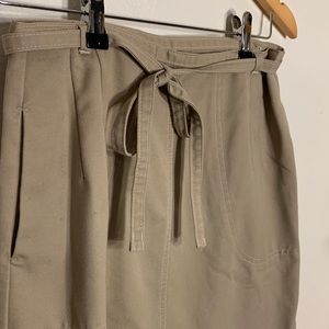 Ladies vintage Townhouse true wrap skirt with front pockets size medium